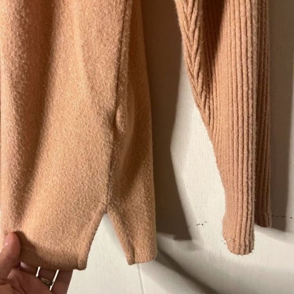Lulu's Lush Camel Cowl Neck Sweater Size Small - Picture 5 of 8